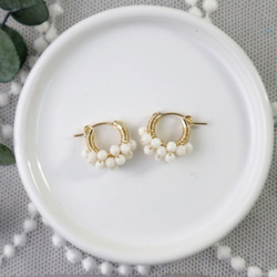 ｛ピアス/イヤリング｝14kgf/petit berries hoops ホワイトコーラル 4枚目の画像