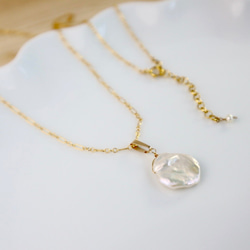 14kgf/Petal pearl long necklace ケシパール 3枚目の画像