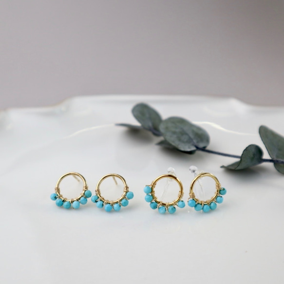 ｛ピアス/イヤリング｝14kgf/half fleur earrings マグネサイトターコイズ 1枚目の画像