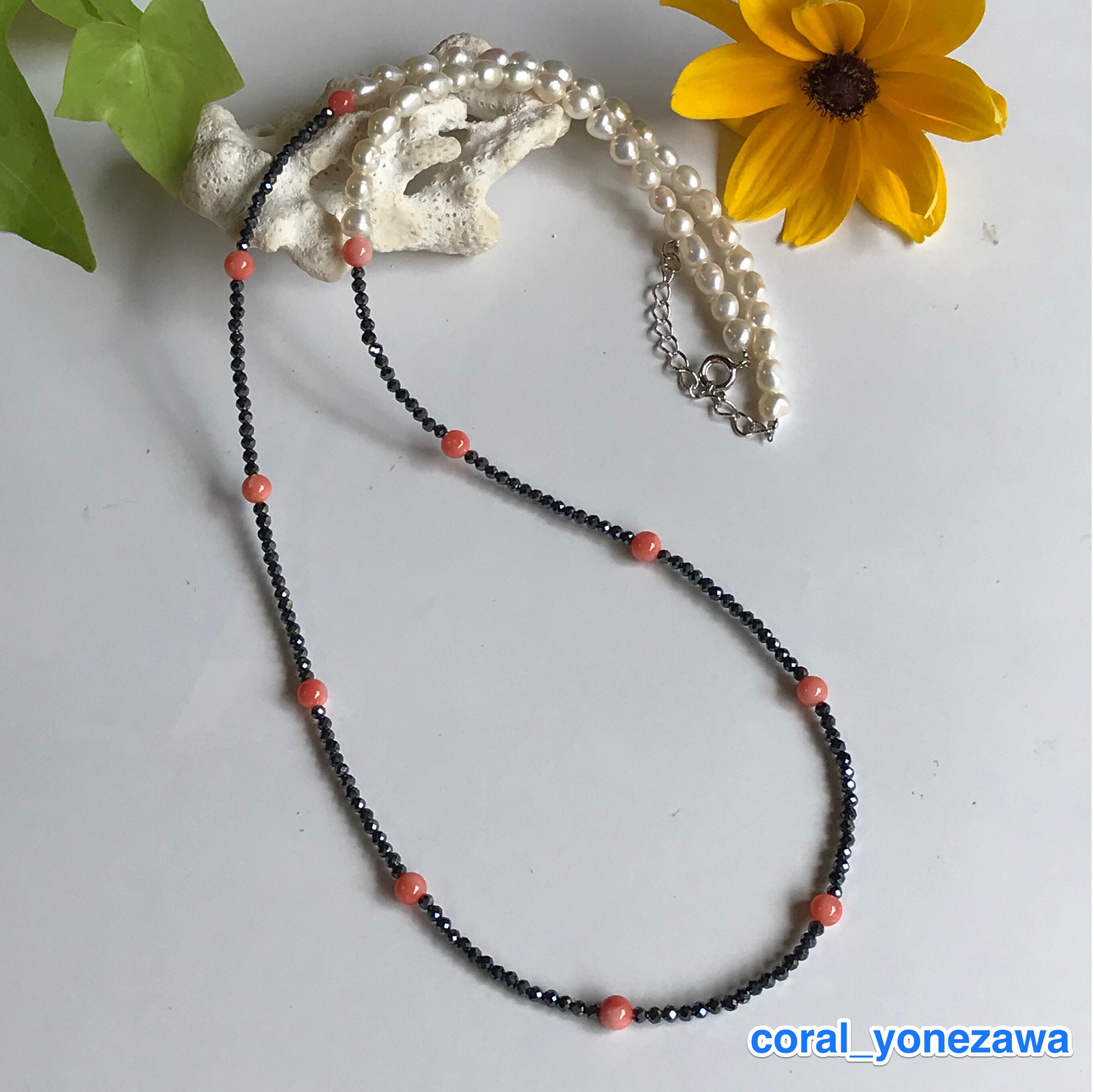 お手頃価格のオリジナルネックレス＊ピンク珊瑚・淡水パール・ヘマタイト
