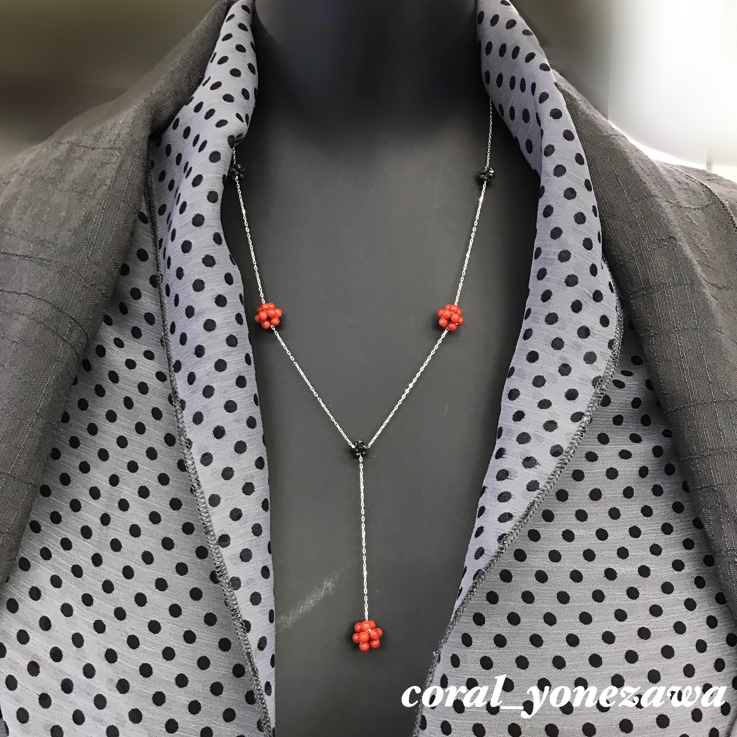 2021年春の逸品会＊赤珊瑚＆ブラックダイヤ編み玉・K18WG Yラインネックレス