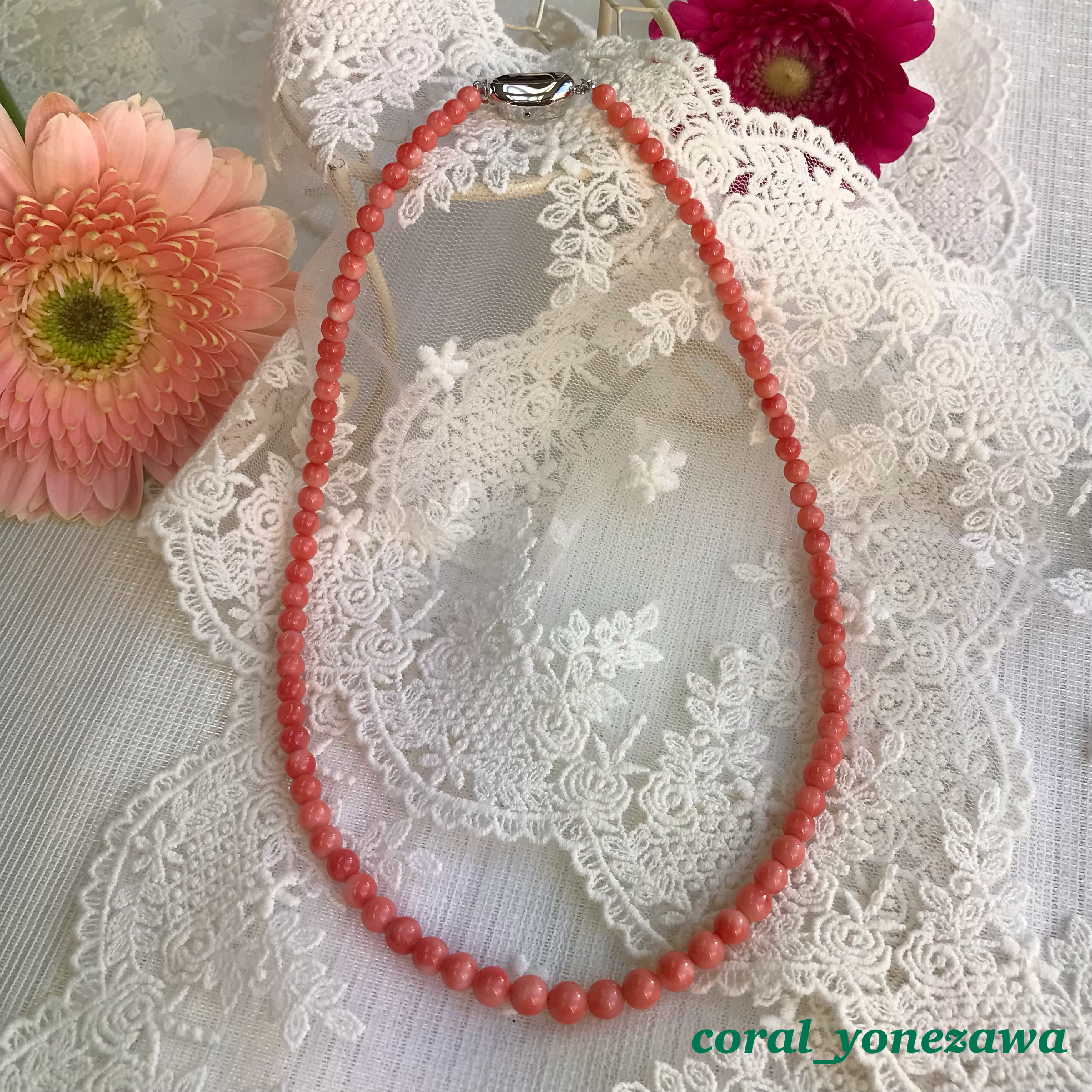 珊瑚玉ネックレス＊濃いピンク色＊約45cm ・留め金シルバー製　R31212
