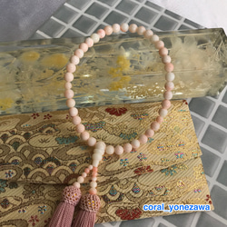 薄ピンク色の珊瑚のお念珠（正絹房も薄いローズ色） 3枚目の画像