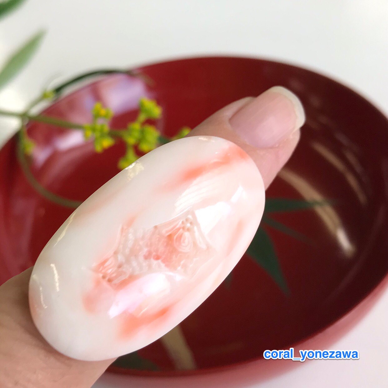 深海珊瑚楕円形・オシャレさんのボリュームの指輪・フリーサイズ