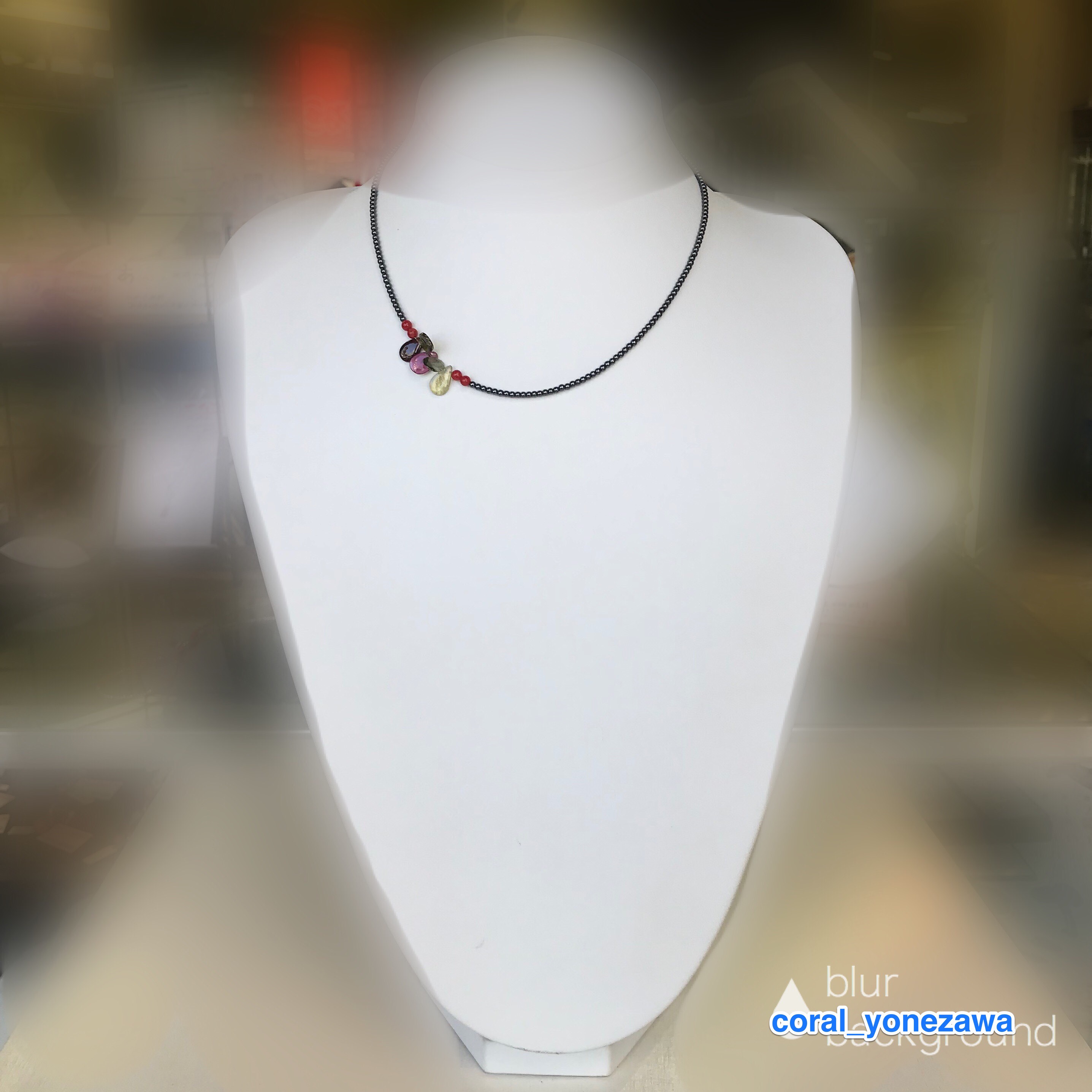 〈akiko〉作　春の新作ネックレス（赤珊瑚・トルマリン・ヘマタイト）