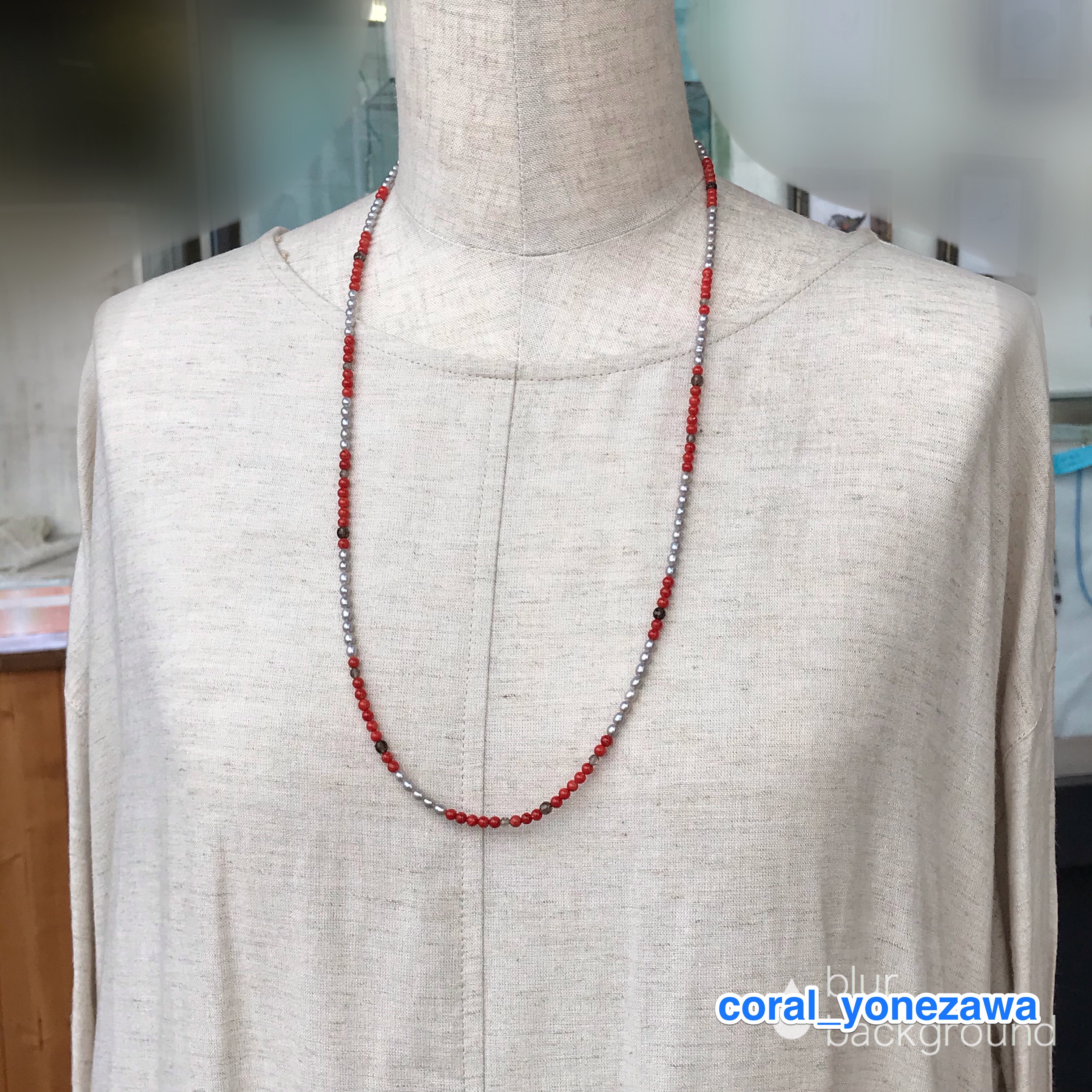 赤珊瑚玉・淡水パール・スモーキークォーツでオリジナルロングネックレス・留め金K18