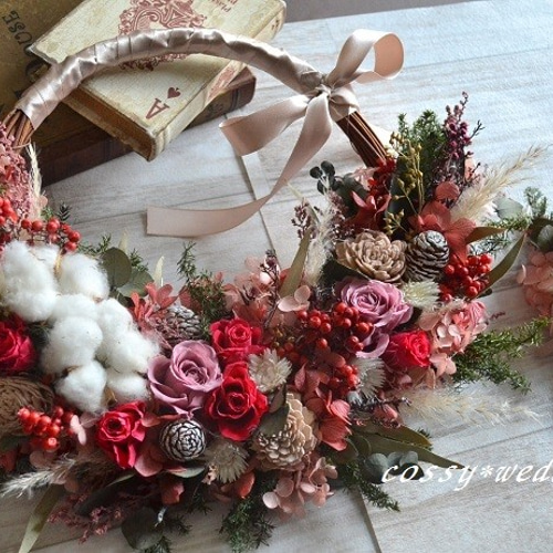a様へ】Winterレッドのリースブーケ＊ブートニア＊ヘッドパーツ5点  