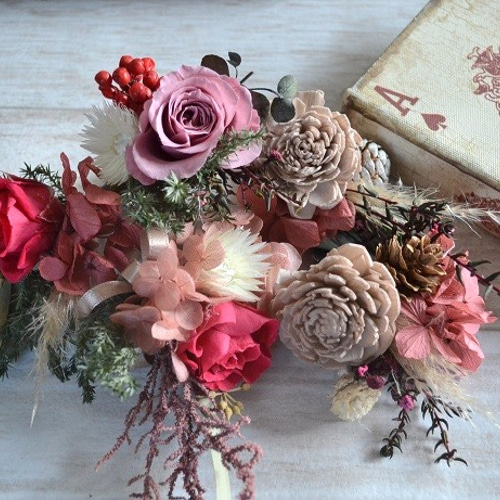 a様へ】Winterレッドのリースブーケ＊ブートニア＊ヘッドパーツ5点