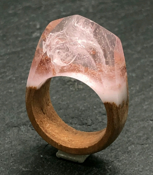 &lt;20％OFF&gt;木材樹脂“夢幻般的戒指/ Tochi皺紋” [免費送貨] 第1張的照片