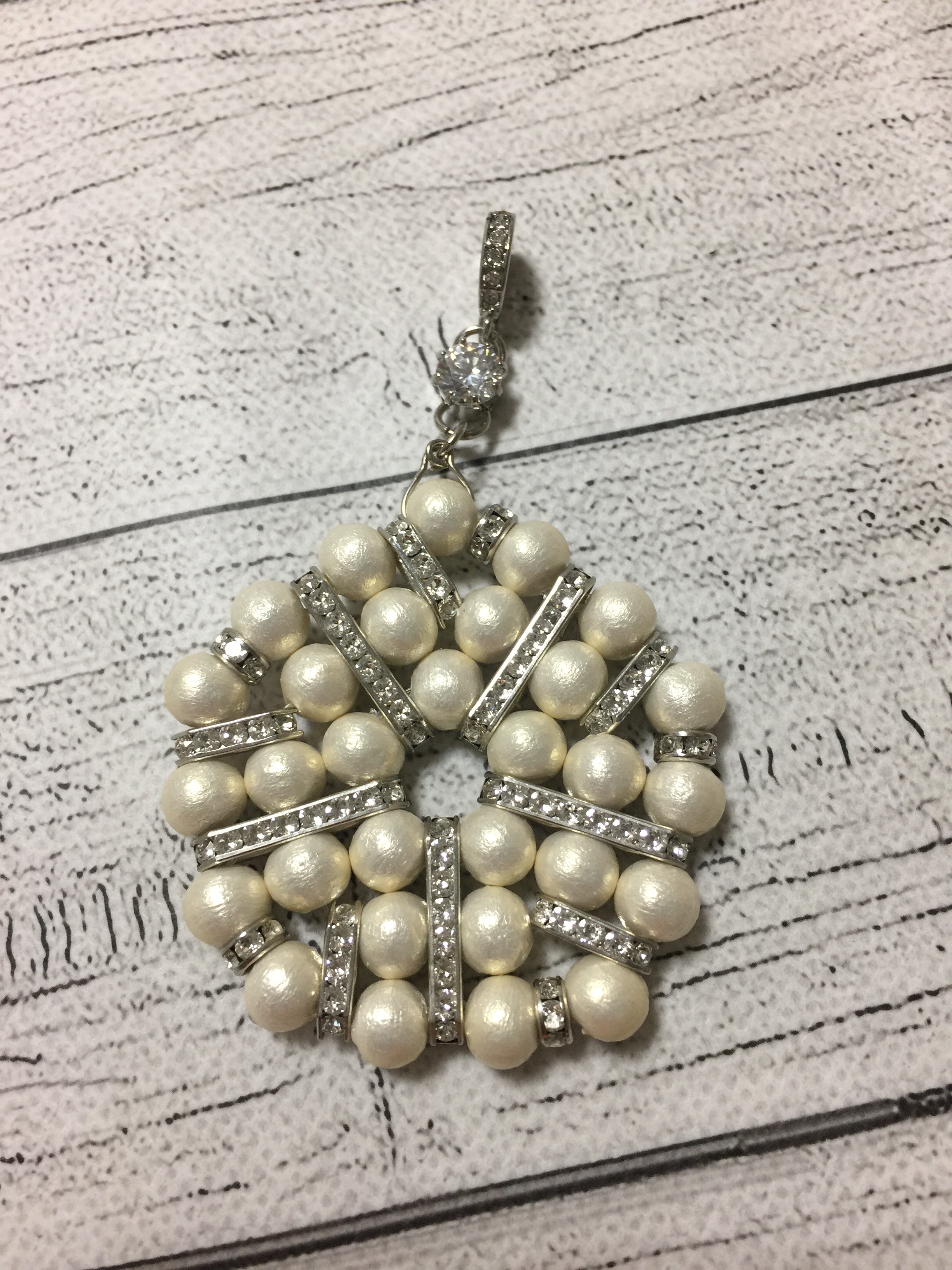 コットンパールのペンダントトップ