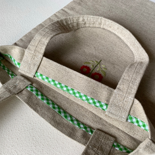 刺繍のトートバッグ（リネン、A4サイズ） トートバッグ