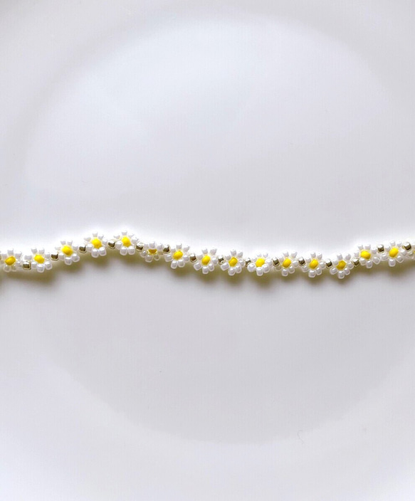 人気ビーズ☆【QUEENIE】DAISY BEAD CHOKER /TWENTYONEAUGUST QUEENIE】 DAISY BEAD CHOKER : twentyoneaugust-ww