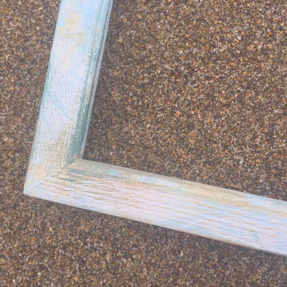 木製 フレーム A4サイズ ペイント ほんのりブルー Seashore / ウッドフレーム 額縁 インテリア 壁掛け 5枚目の画像