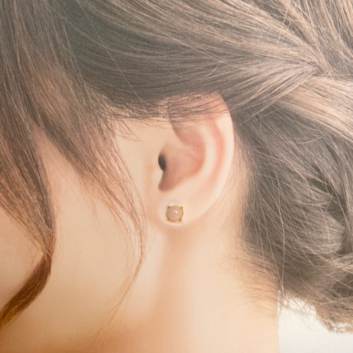 ピンクオパールのカボションスタッドピアス◯18KGP◯silver925