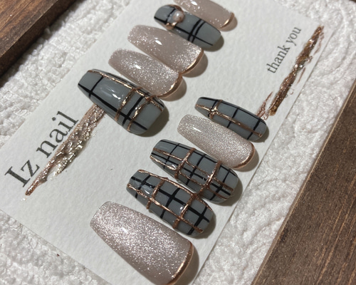 ♡モノトーングレーチェックネイル♡ ネイルチップ　ハンドメイド ♡モノトーングレーチェックネイル♡ ネイルチップ ハンドメイド