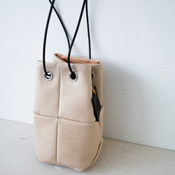 tile lantan bag   「手のりサイズの２way巾着バック」off-white 3枚目の画像
