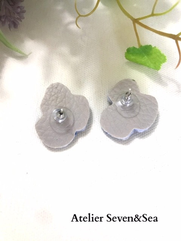 パンジー刺繍のピアス　（amaoto) 2枚目の画像