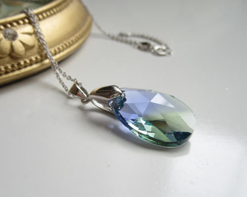 SWAROVSKI ネックレス 1粒ペンダント 一粒 ダイヤ SWAROVSKI(スワロフスキー) ネックレス・ペンダント