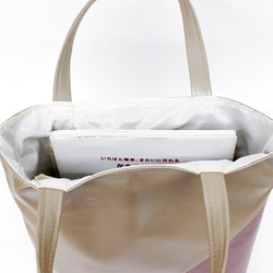 【受注製作】牛革 本革バッグ 手提げ トートバッグ 軽量 たっぷり入る バイカラー シャンパンゴールド×渋ピンク 5枚目の画像