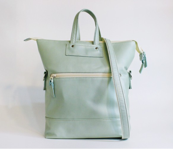 牛革 本革バッグ A4サイズが入る 3wayリュック﻿ 軽量 ライトグリーン 16,416円