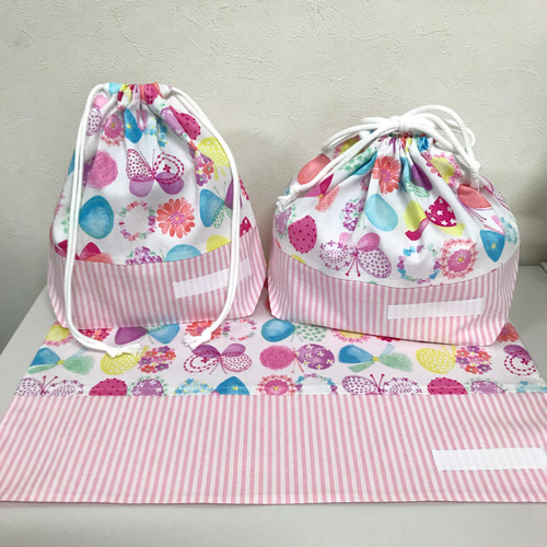 【R♡】コップ袋2点　ランチョンマット3点 2点セット】ランチョンマット・コップ袋 ハンドメイド うさぎ柄