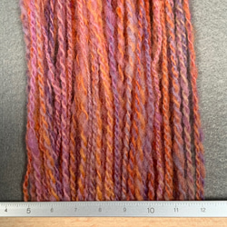 手染め手紡ぎ毛糸　【ポルワス】（2021120501） 5枚目の画像