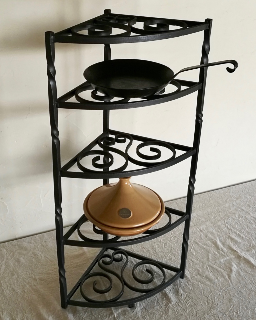 アイアンポットラック アイアンポットラック