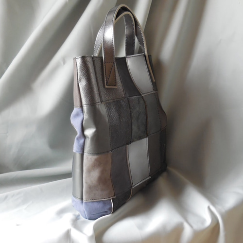 パッチワークデザイン ハンドバッグ レザーパッチワークハンドバッグT6 ハンドバッグ Re.M.P.W 通販