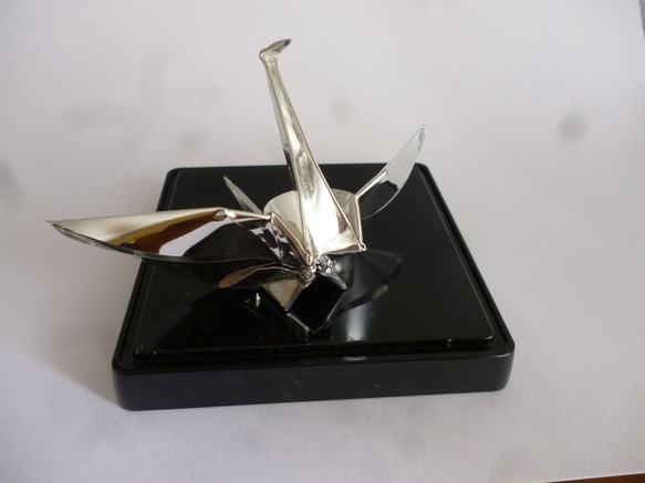 金属　アルミ製　折り鶴　 4枚目の画像