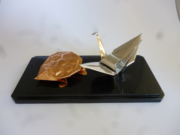 金属　アルミ　銅製　折り鶴　亀 3枚目の画像