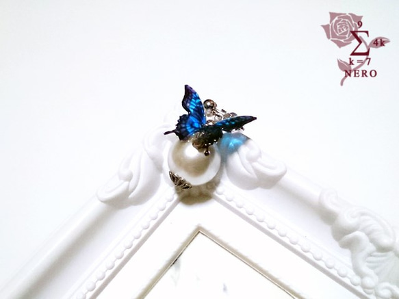 パール×蝶に這いよる蜘蛛の片耳イヤリング/ピアス【受注生産】 4枚目の画像