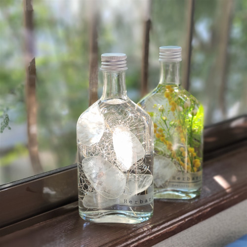 ルナリアのハーバリウム ～ ウイスキーボトル（ポケットタイプ  