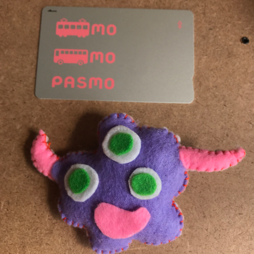 テミン フェルトバッジ モンスターフェルトバッジ おもちゃ・人形 minilko 通販 8679460