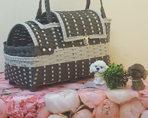 ハンドメイド　バックギャザーワンピース　オーダー小型犬 ハンドメイド バックギャザーワンピース オーダー小型犬