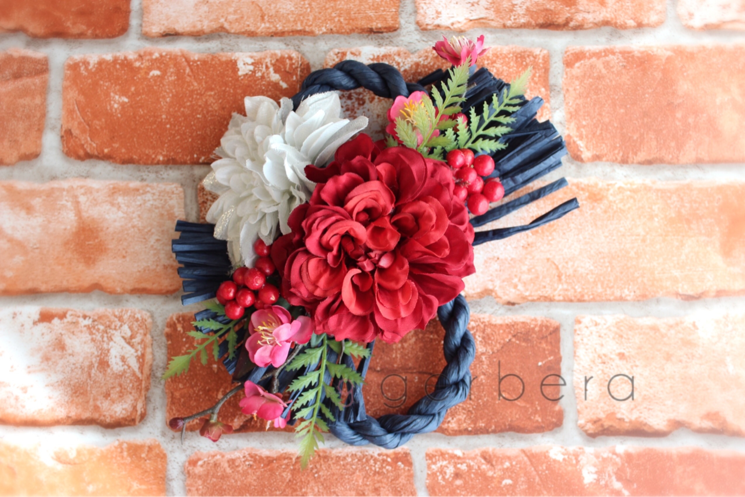 赤いダリアのしめ縄タッセル ♡ 紅白 ♡ お正月飾り 2023