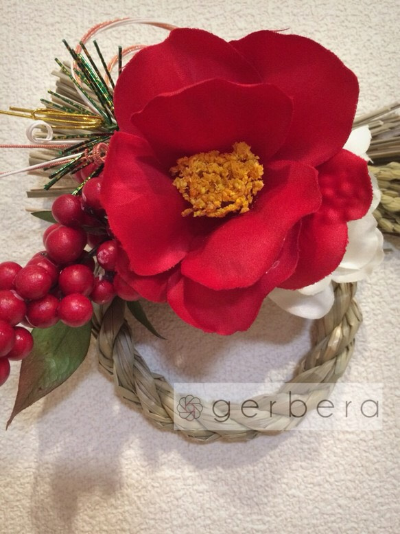 【オーダー専用】紅白椿のお正月飾り❀ 4枚目の画像