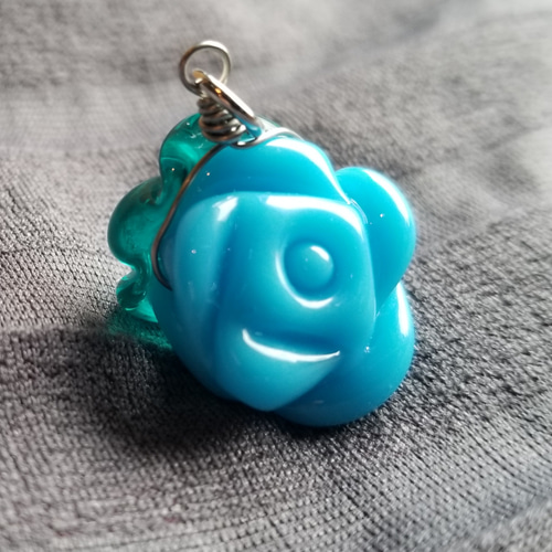 とんぼ玉 ペンダントトップ ガラス JewelryRose バラ リバーシブル 緑 