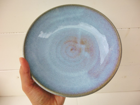 優しい天然灰の釉（青）パスタボウル　丸皿 5枚目の画像