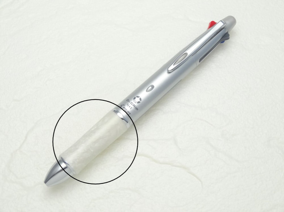 ドクターグリップ4+1交換用樹脂グリップ(白パールクラッシュ) ペン