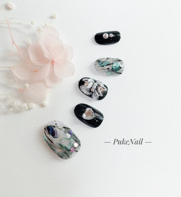 Pukeネイル[No.270]3D花,ハートデコおしゃれなデザインブラックジェイルネイルチップ 4枚目の画像