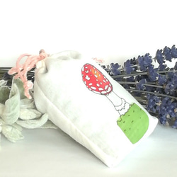 コロンと丸いラッキーきのこのラベンダーサシェ～北海道の栽培期間中農薬を使わないラベンダー屋～ 3枚目の画像