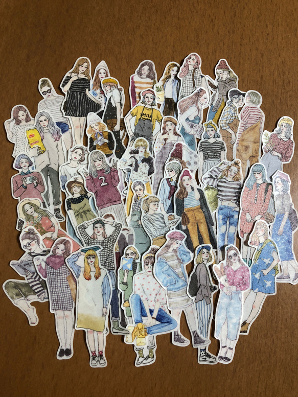 【受注製作】43人の女の子♡型抜きフレークシール 1枚目の画像