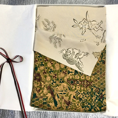 更紗文様と鳥獣戯画のメンズリバーシブルマフラー マフラー 絹 更紗文様と鳥獣戯画のメンズリバーシブルマフラー マフラー 絹