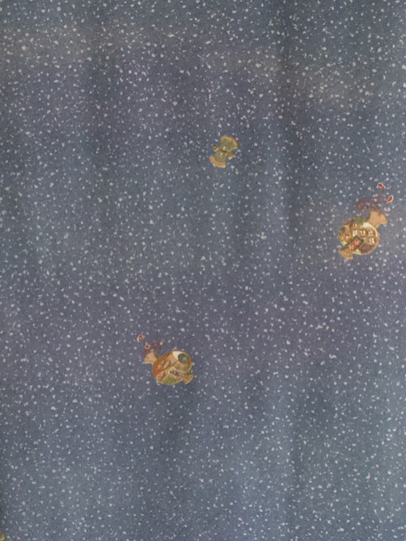 水色の濃淡の道長どりと水色の小紋   :   空色のリバーシブルスカーフ 8枚目の画像