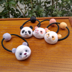 羊毛フェルト♡ハート♡ ベビーヘアクリップ　ヘアゴム 羊毛フェルトHeart♡ベビーヘアクリップ ヘアゴム♡ハンドメイド商品