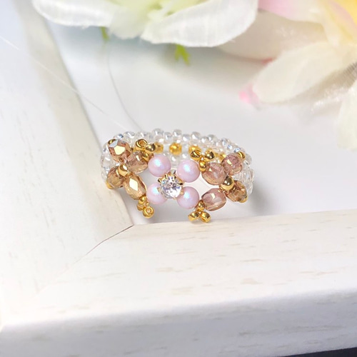 ビーズフラワーリング 春花〜ピンク〜【スワロフスキーパールとチェコ