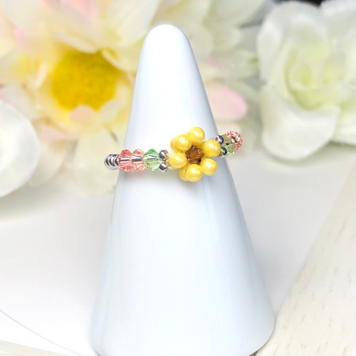 フラワービーズリング〜ひまわり 夕空〜【スワロフスキーとチェコ