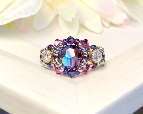 スワロフスキー Swarovski Lucent リング指輪ピンク　キラキラ 新色スワロフスキー 』ダスティピンクディライトのビーズリング