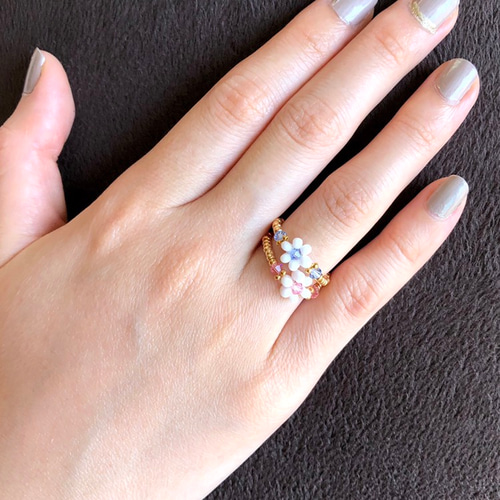 希少　スワロフスキー　広島ビーズ　指輪　リング　ピンク　ピーチ　ビーズ　ローズ 希少 スワロフスキー 広島ビーズ 指輪 リング ピンク ピーチ ビーズ ローズ