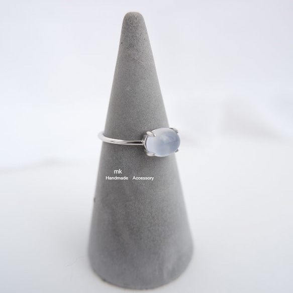 高品質な"宝石質ブルーカルセドニー"の指輪（Silver925リング） 2枚目の画像